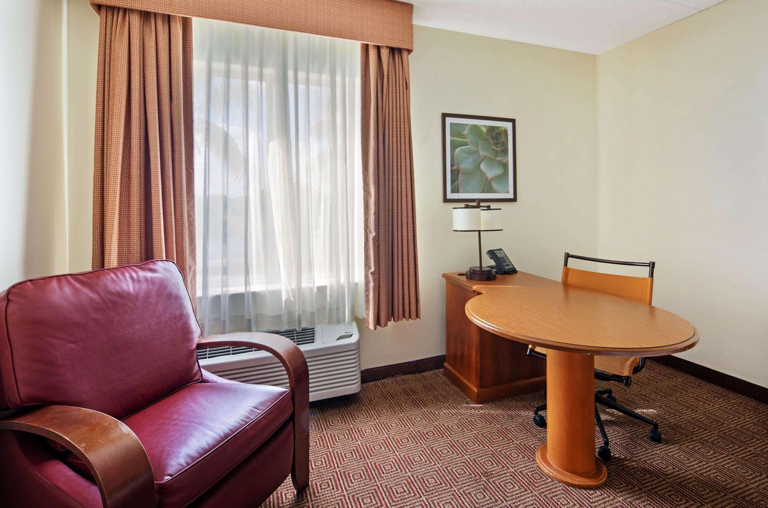 La Quinta Inn & Suites By Wyndham Sawgrass Sunrise Luaran gambar